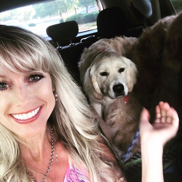 Meet your Posher, Leah - Picture 7 of 8